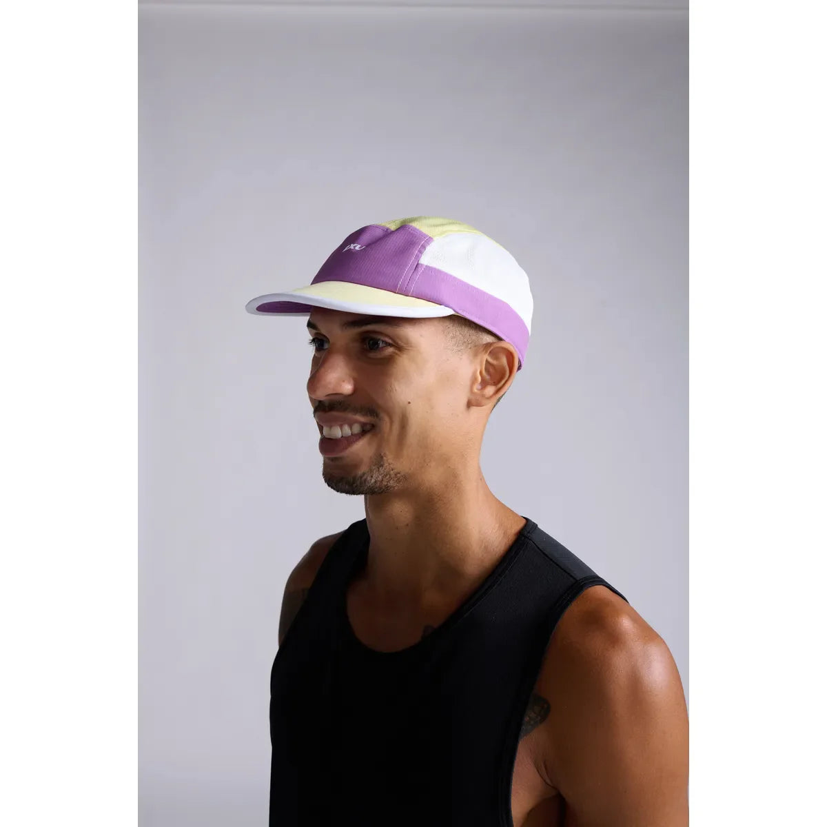 2XU LIGHT SPEED SMALL CAP