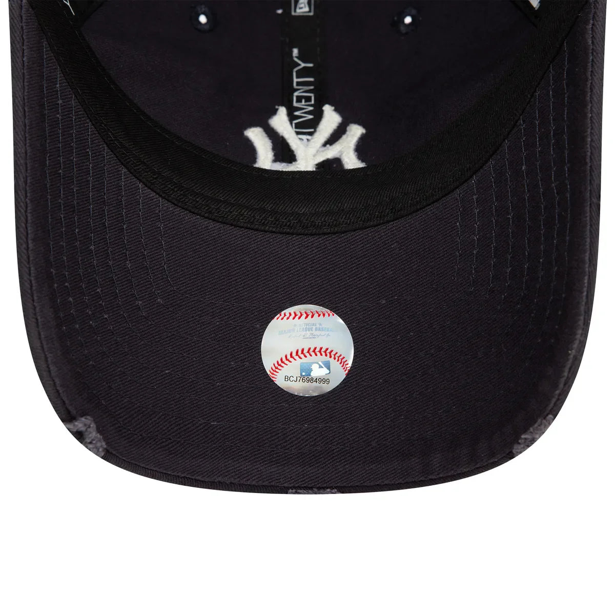 New Era DISTRESSED 9TWENTY NEYYAN