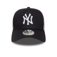 New Era MULTI PATCH TRUCKER NEYYAN