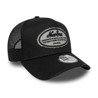 New Era OVAL DISTRESS PATCH TRUCKER N