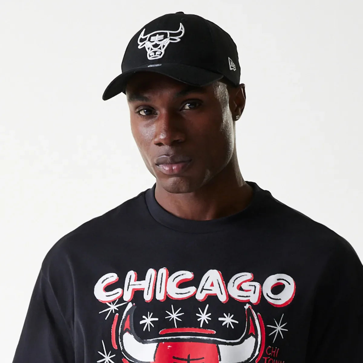 New Era NBA GRPHC OS TEE CHIBUL  Blk