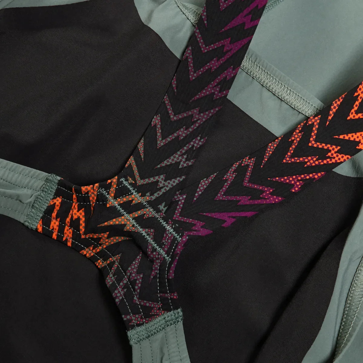Speedo LZR Ignite Kneeskin- APAC/EMEA Fit Green/Orange